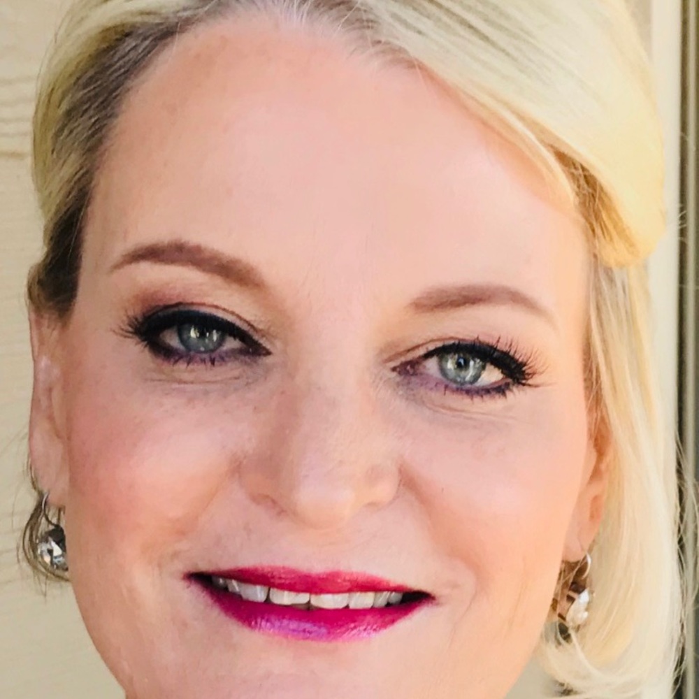 Meet your Posher, Teresa